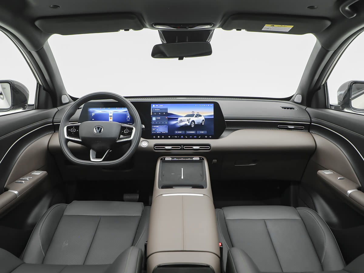 CS55PLUS interior 1