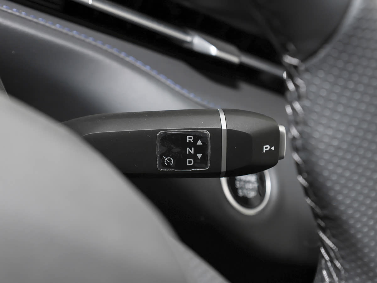 逸动PHEV 11